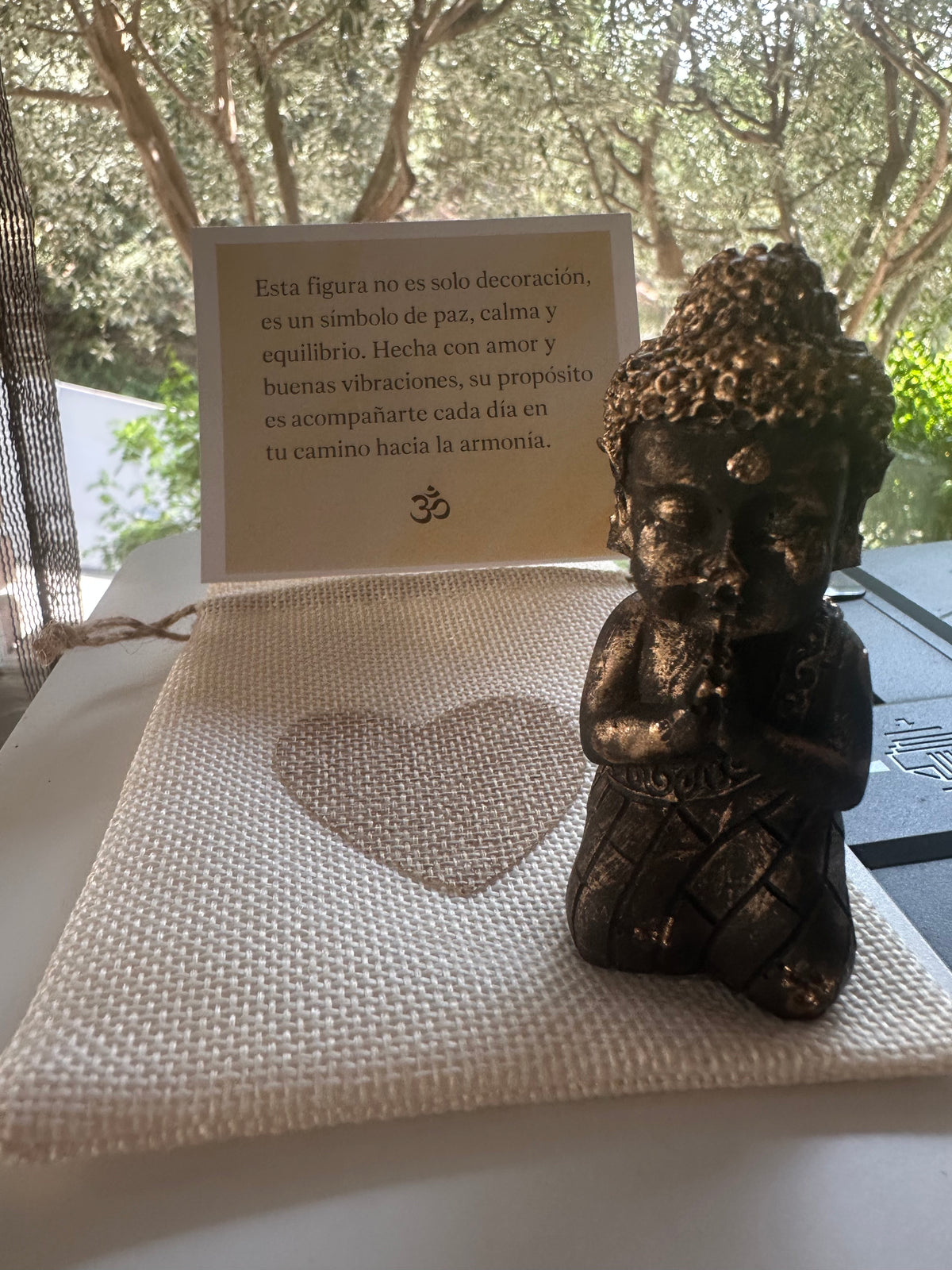 Buda orante pequeño
